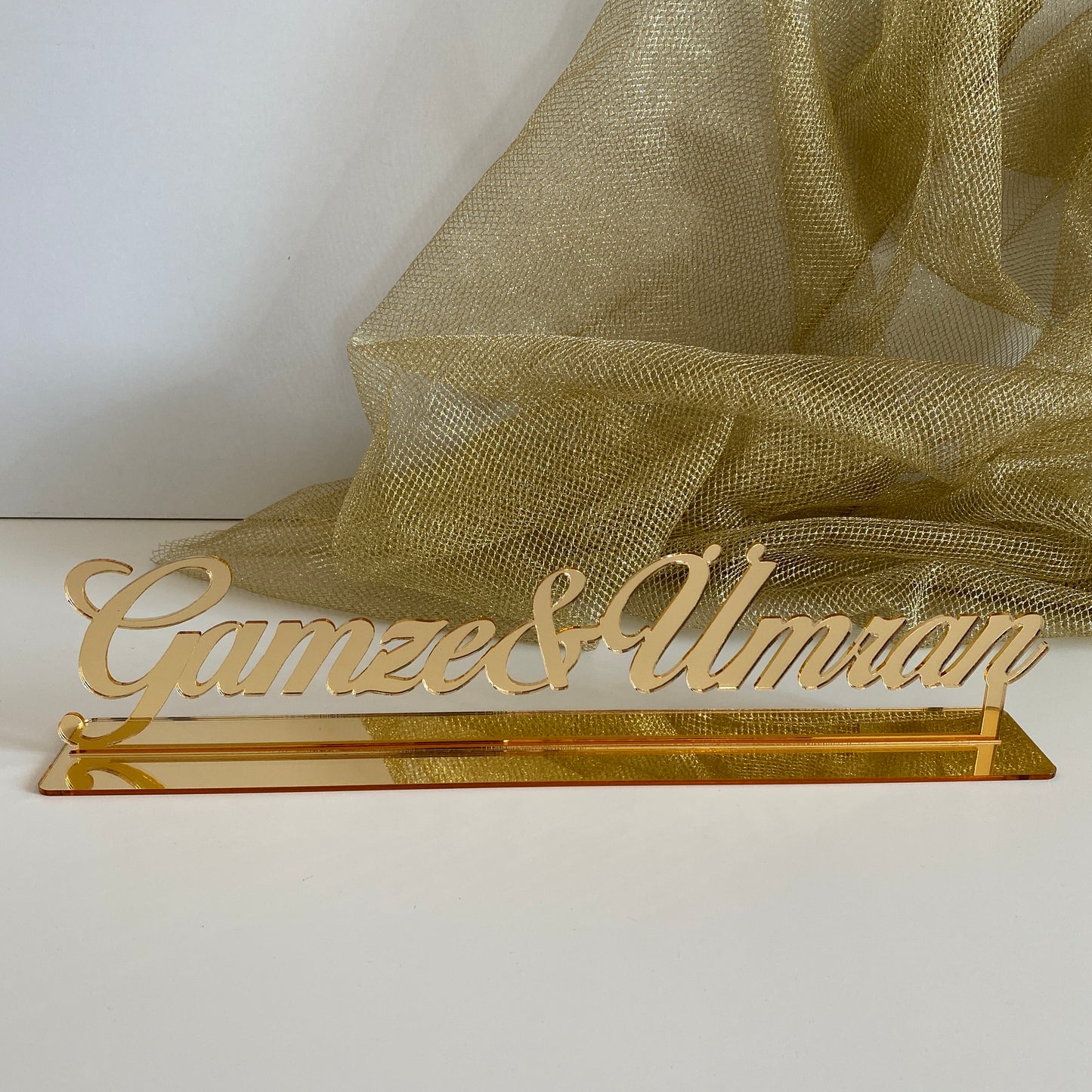 Namensaufsteller Standard mit &