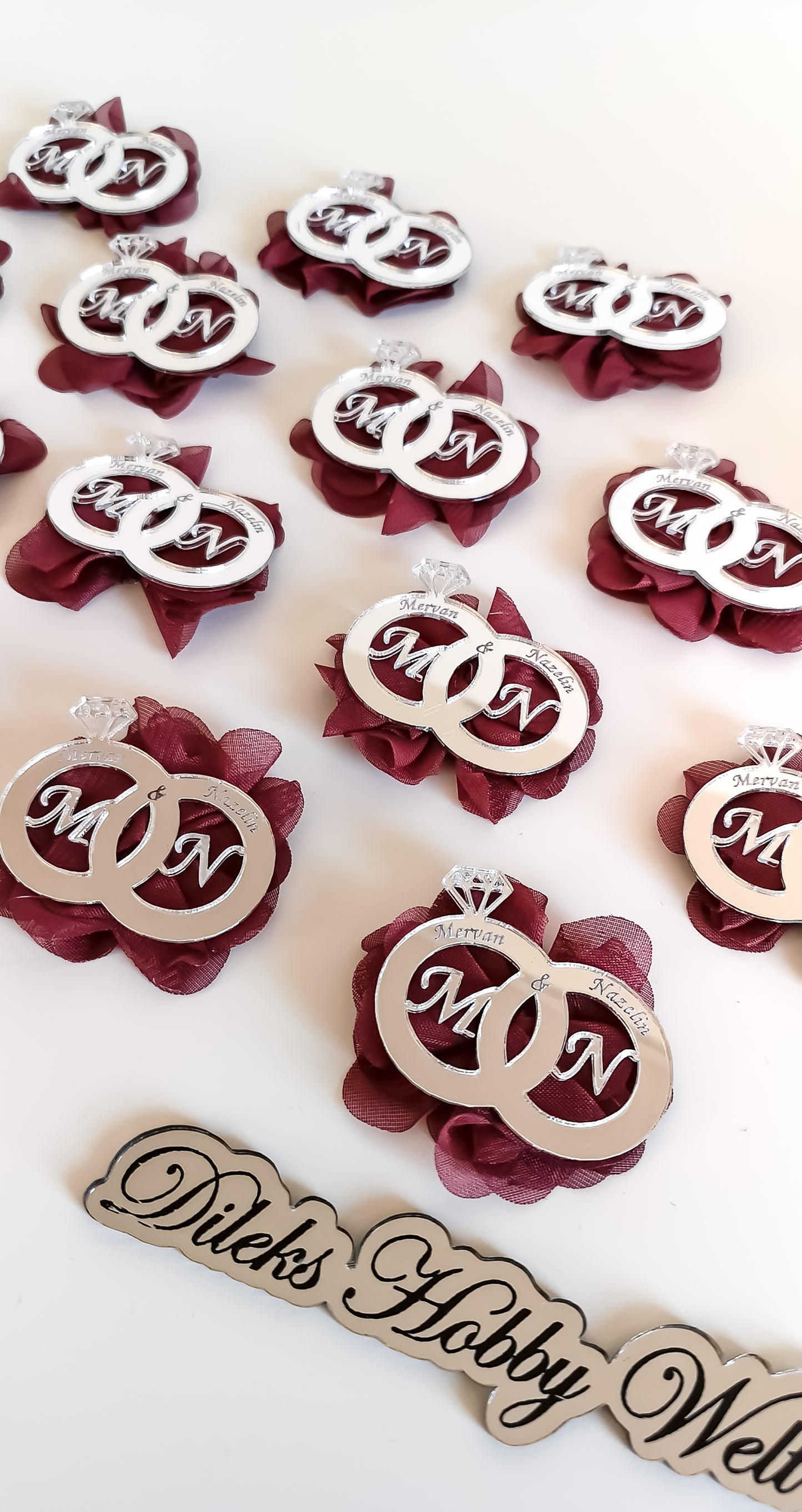 Gastgeschenke Ringe mit Buchstaben - Plexi