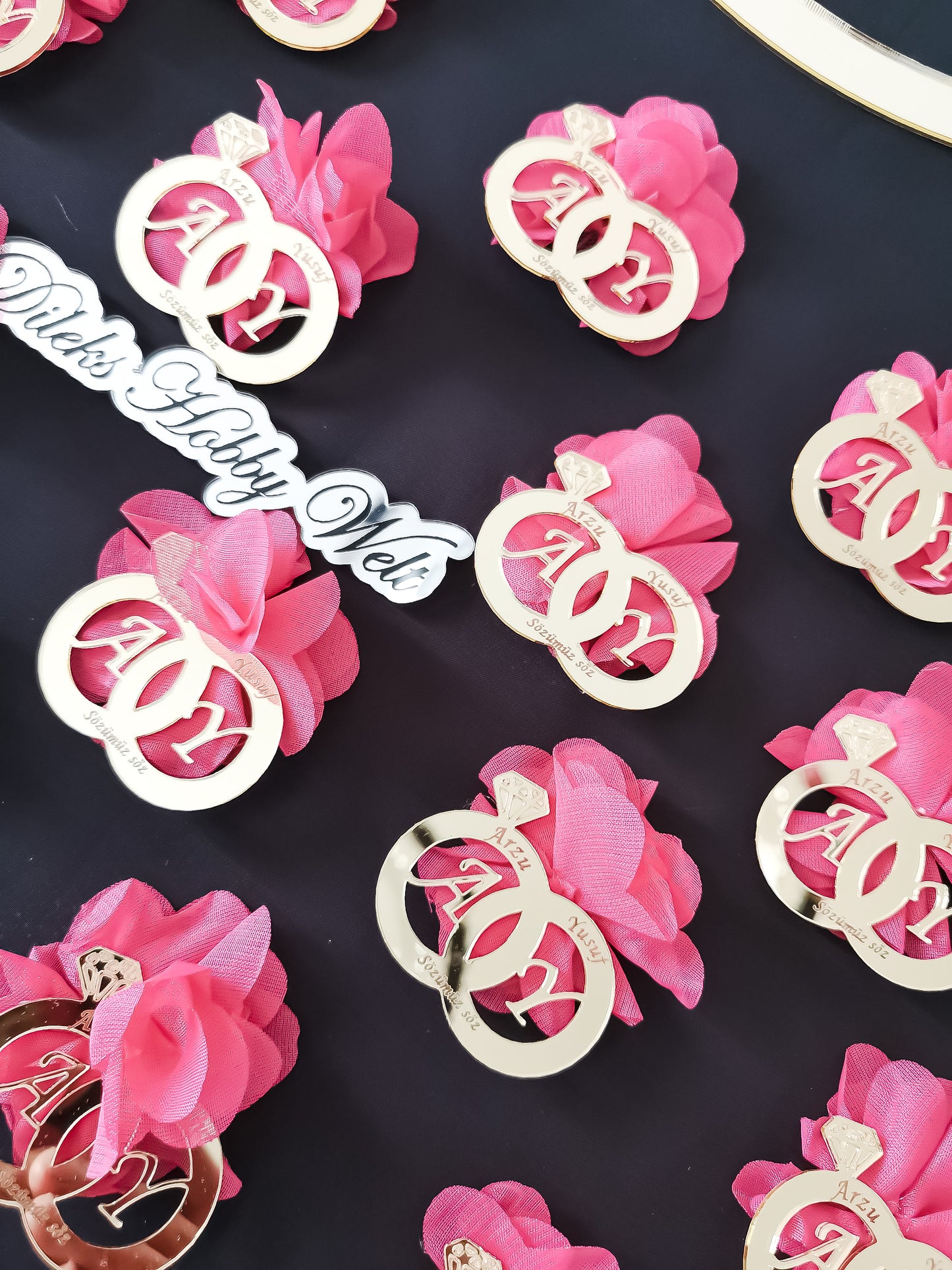 Gastgeschenke Ringe mit Buchstaben - Plexi