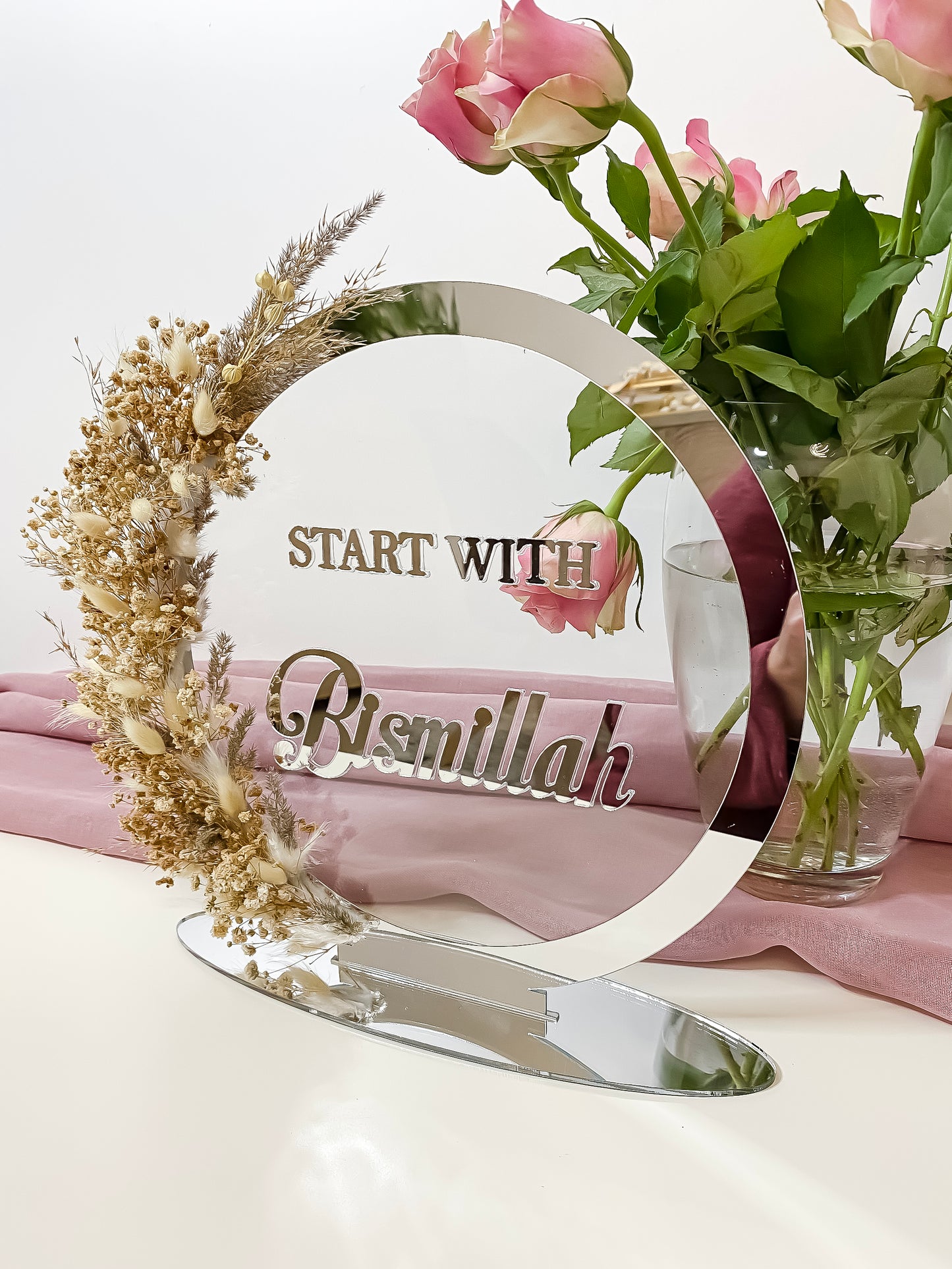 Bismillah Aufsteller mit Blumen