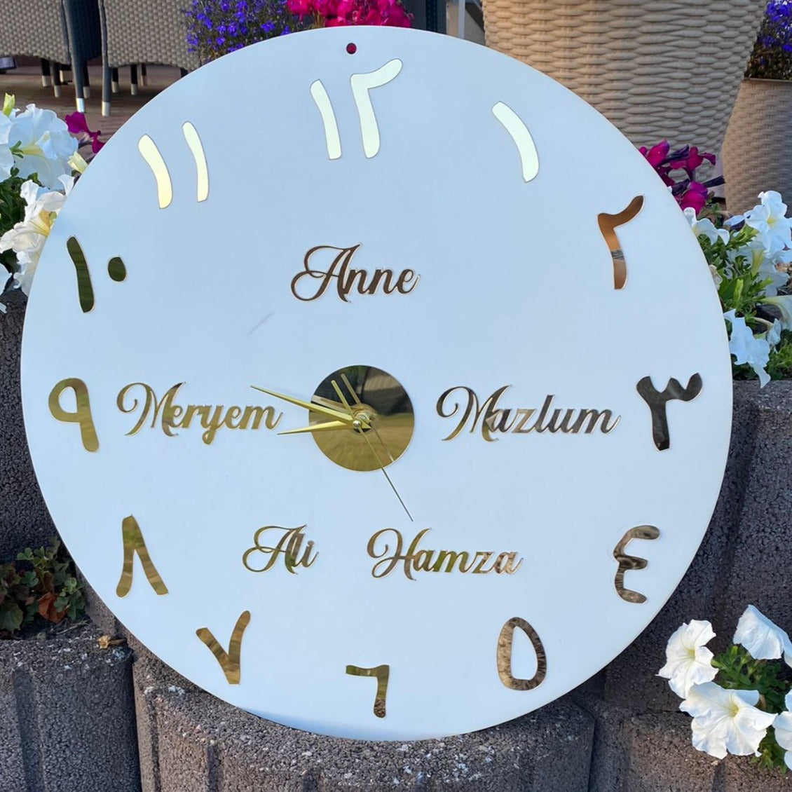Wanduhr weiß - Arabische Zahlen