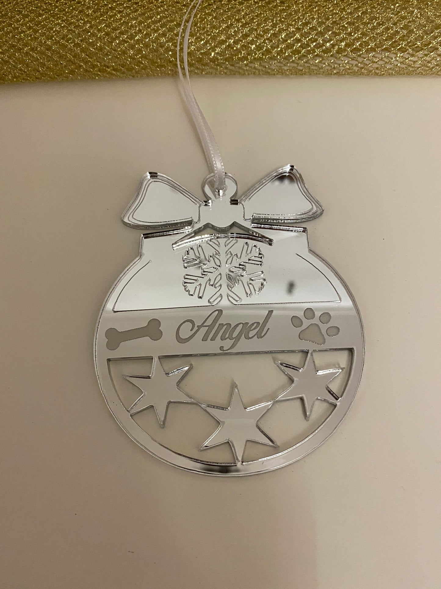 Personalisierte Weihnachtskugeln in Silber