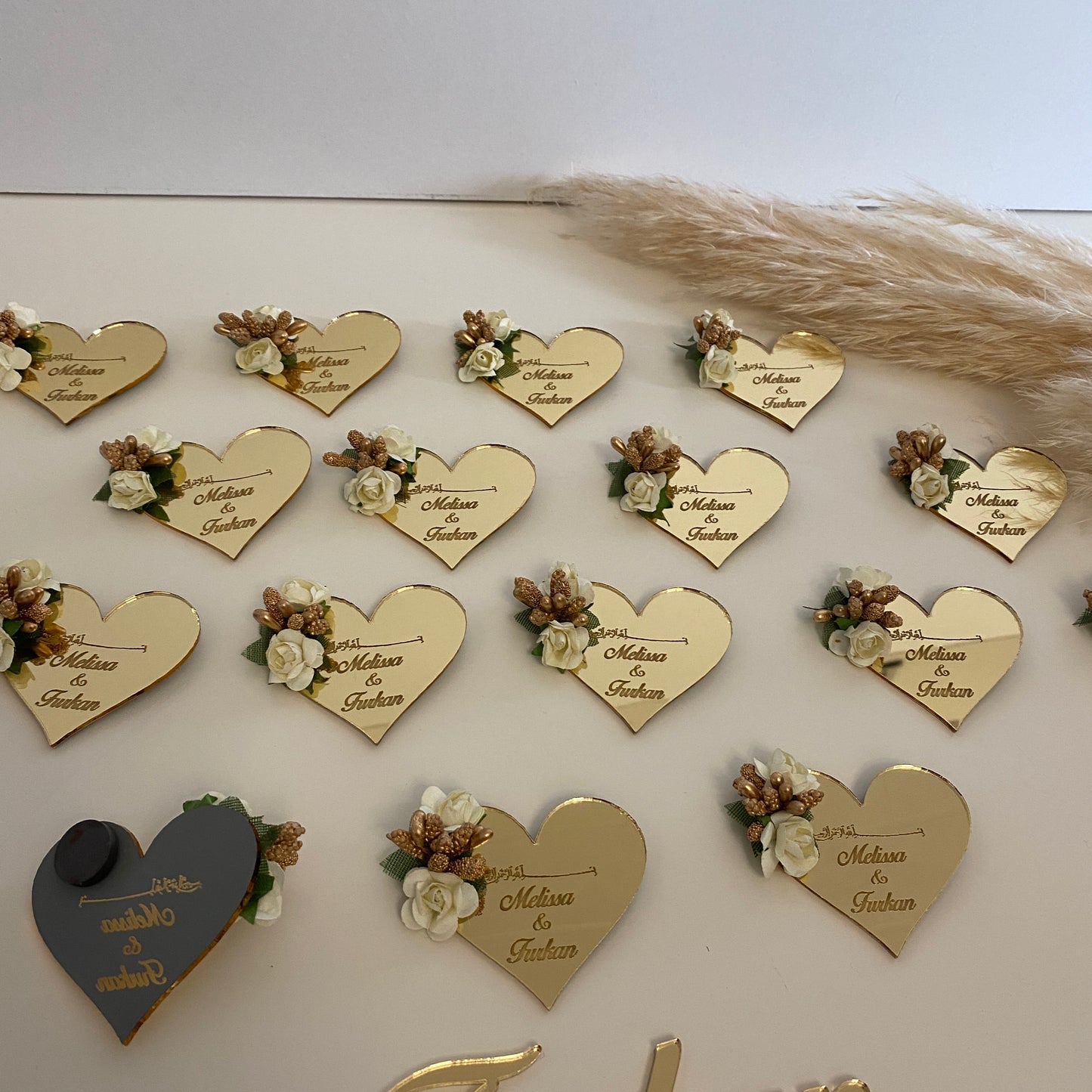 Gastgeschenke Herz dezente Blumen - Plexi
