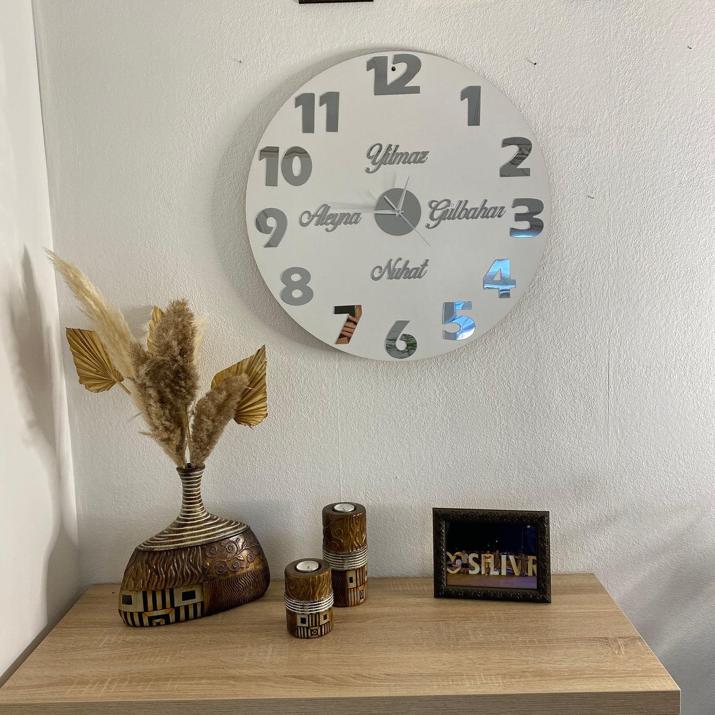Wanduhr Weiß - mit Zahlen