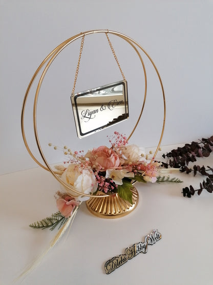 Namensaufsteller mit Trockenblumen Ringe Model 6