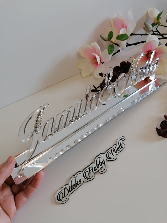 Namensaufsteller Standard mit &