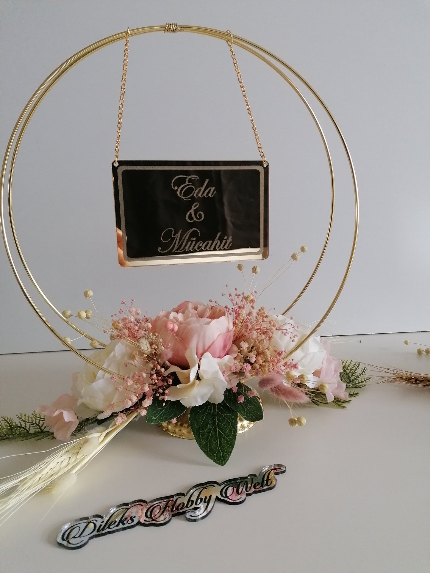 Namensaufsteller mit Trockenblumen Ringe Model 6