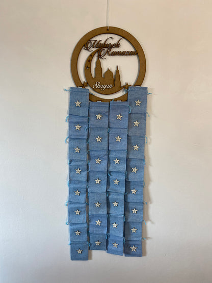 Ramadankalender Model 3 MDF - verschiedene Säckchenfarben