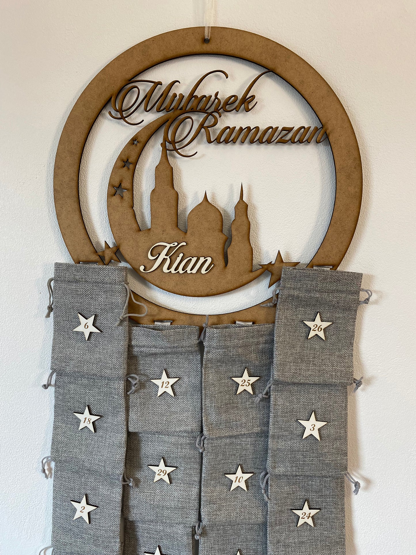 Ramadankalender Model 3 MDF - verschiedene Säckchenfarben